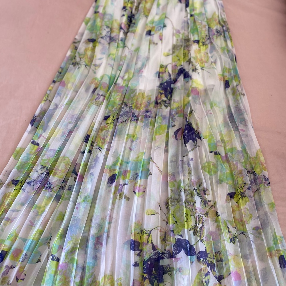 BCBG generation Maxi pleated skirt